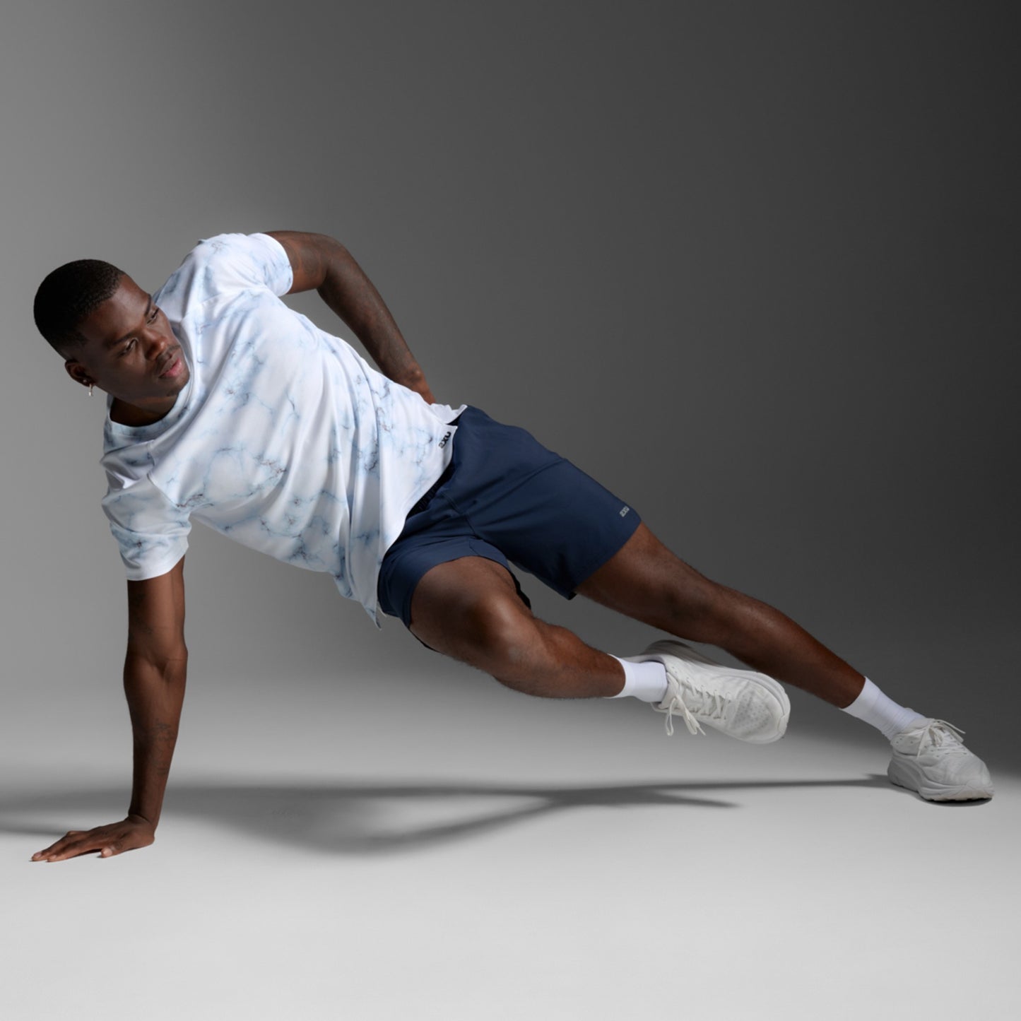 2XU South Africa - Men's Aero Mesh Tee - S