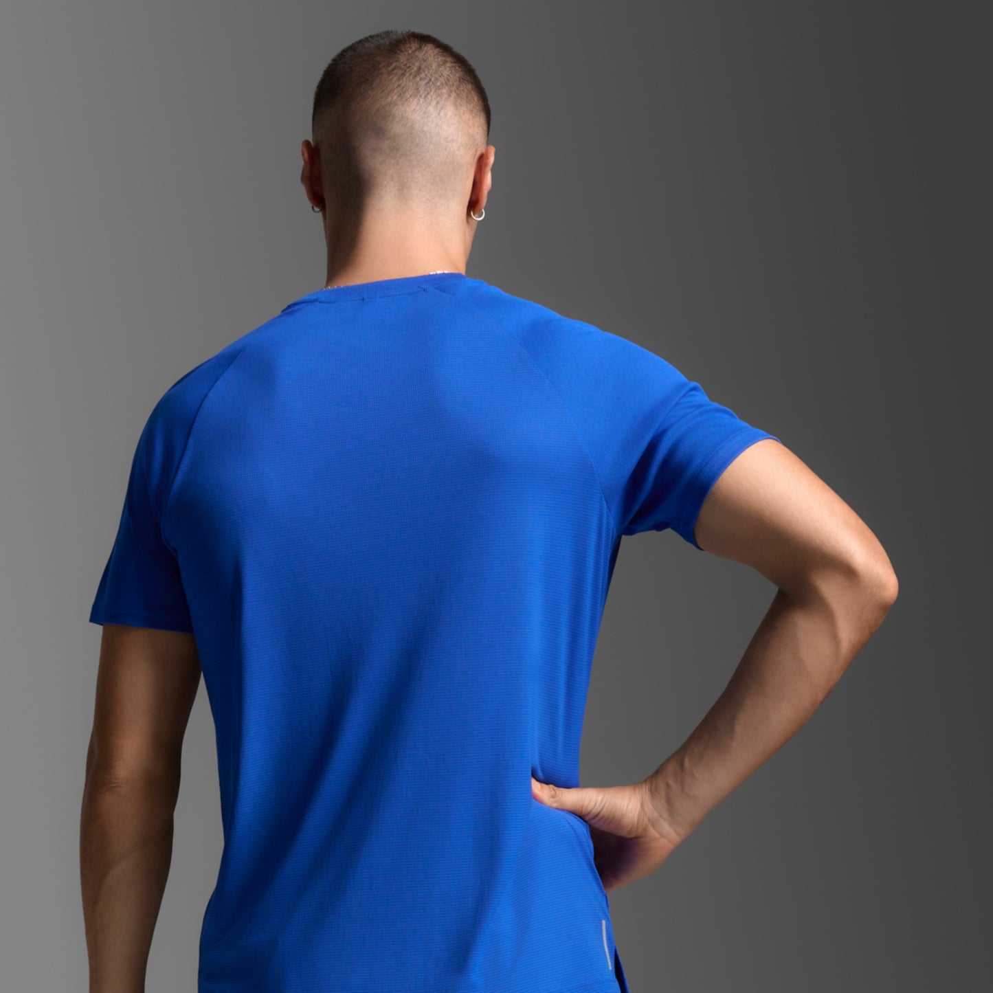 2XU South Africa - Men's Aero Mesh Tee - S