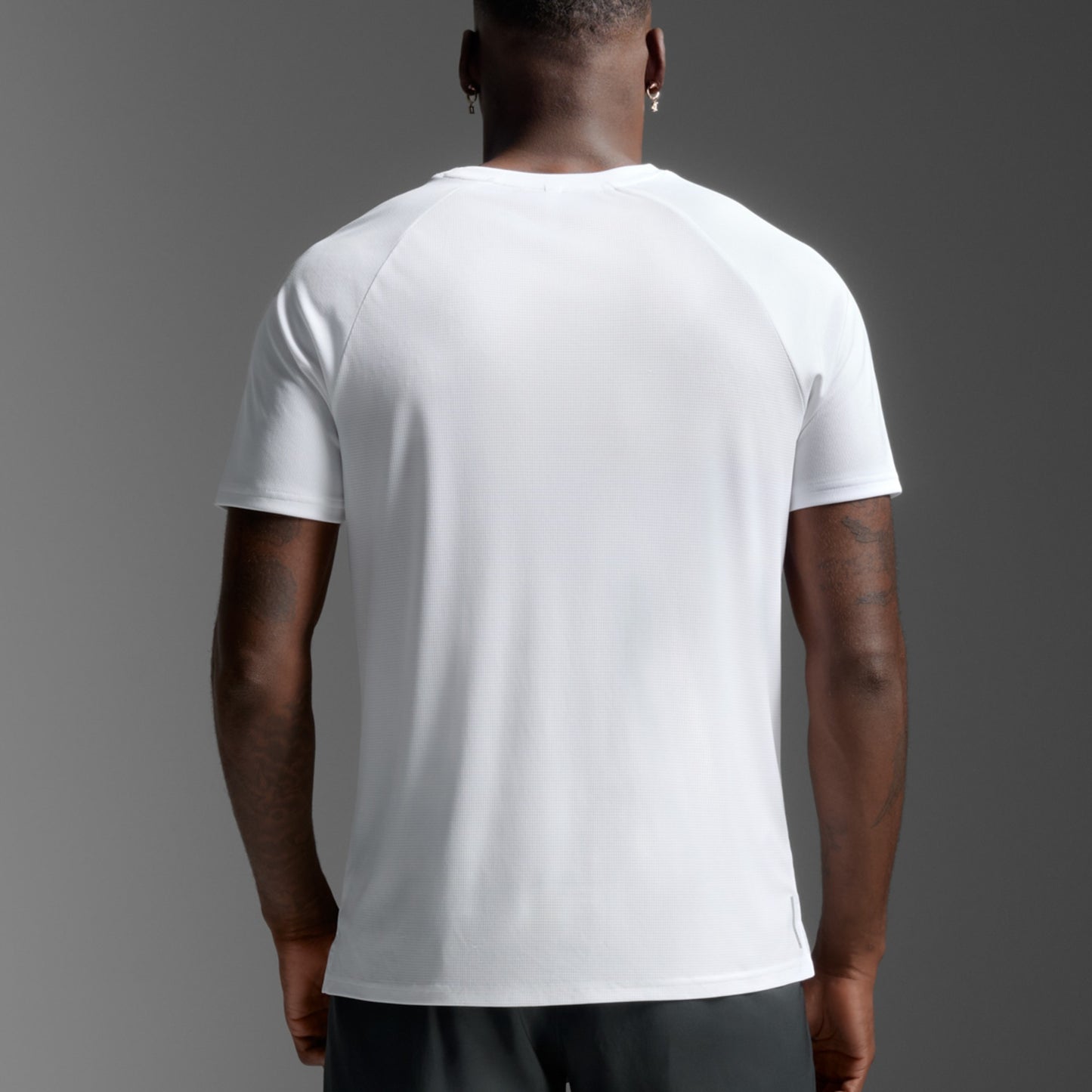 2XU South Africa - Men's Aero Mesh Tee - S