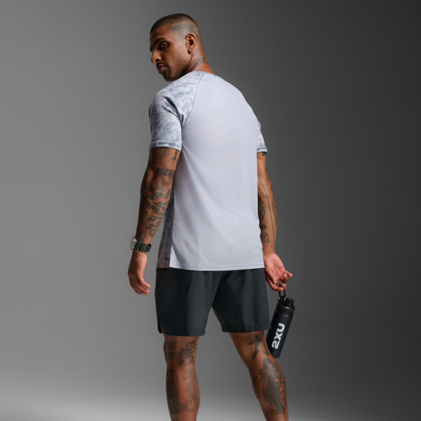 2XU South Africa - Men's Aero Mesh Tee - S