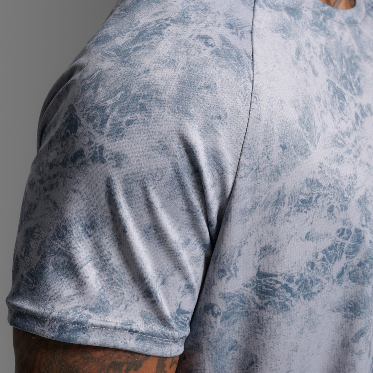 2XU South Africa - Men's Aero Mesh Tee - S