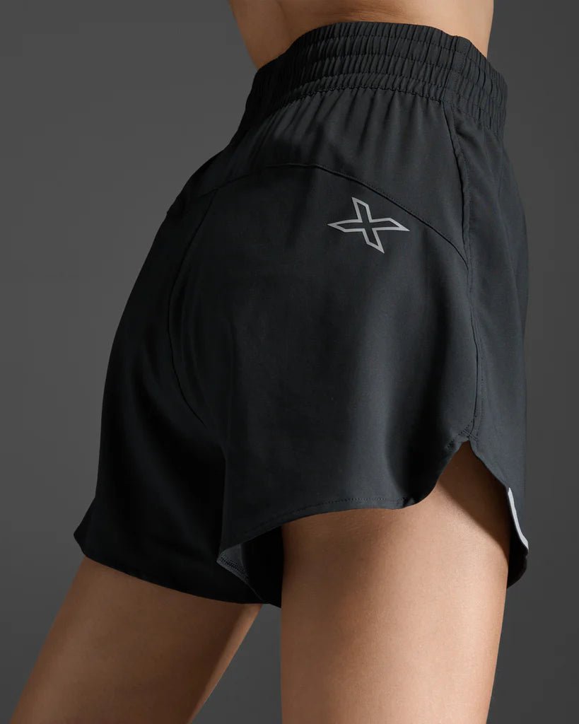 2XU South Africa - Women's Aero Hi - Rise 4 inch Shorts - BLK/SRF