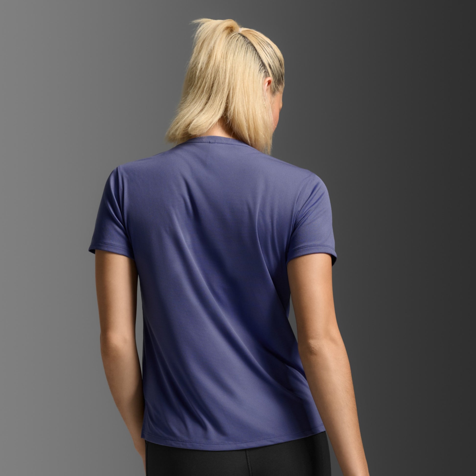 2XU South Africa - Women's Aero Mesh Tee - S