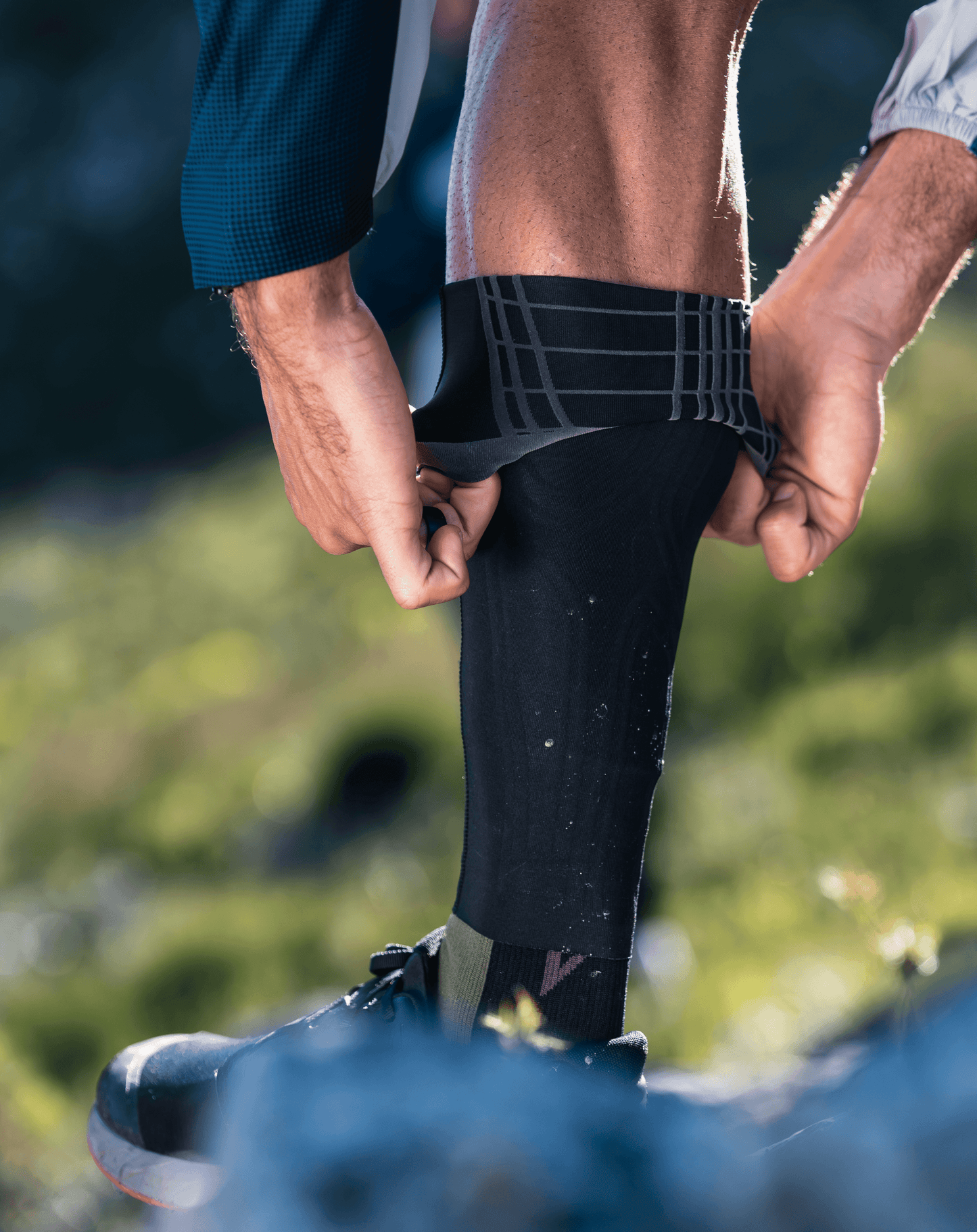 2XU South Africa - Light Speed Compression Calf Guards - Black/Gold