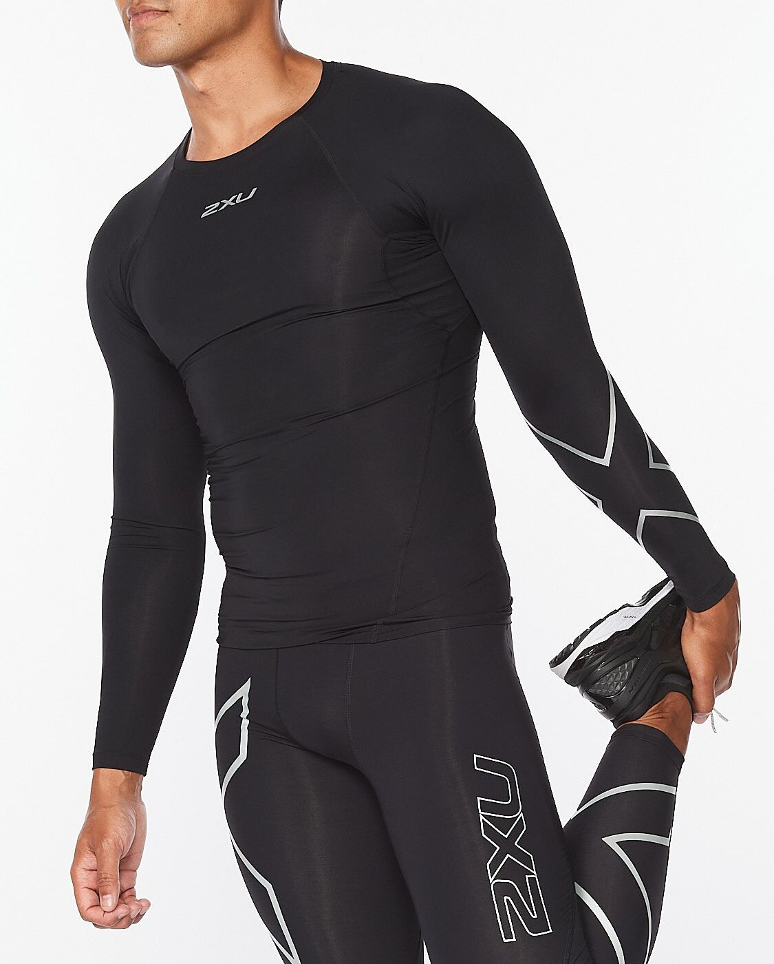 2XU South Africa - Men's Core Compression Long Sleeve - Black/Silver