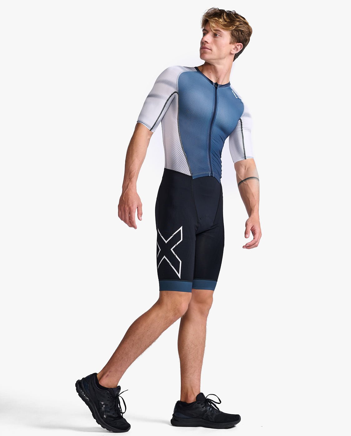 2XU South Africa - Mens Light Speed Sleeved Trisuit - Midnight/White