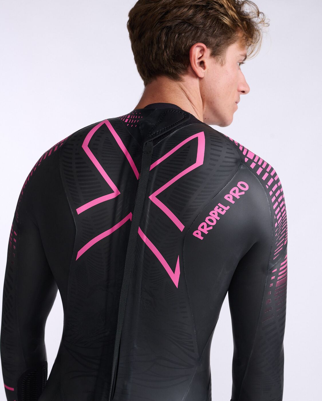 2XU South Africa - Men's Propel: Pro Wetsuit - Black/Punk Pink