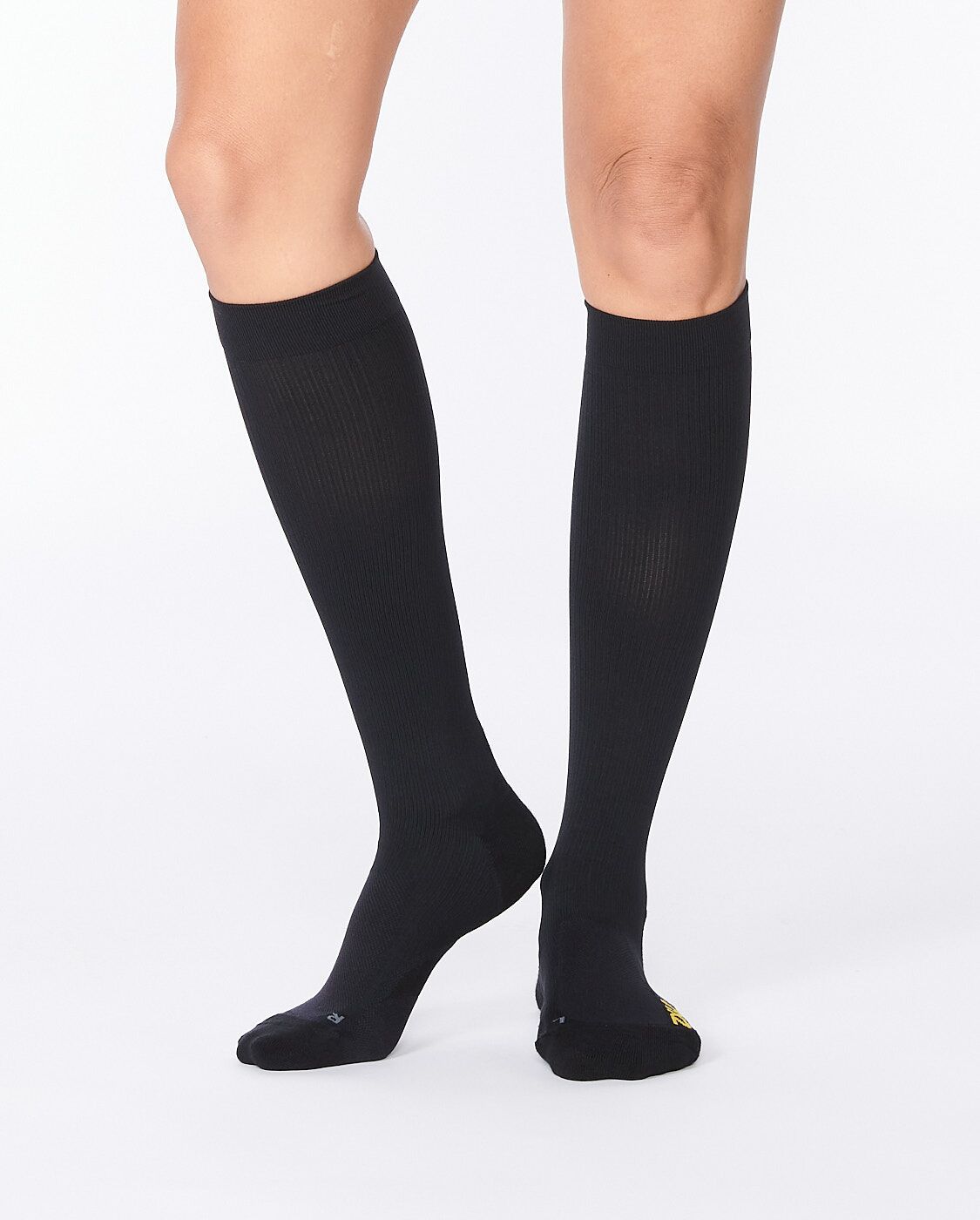2XU SA - Flight Compression Socks - Black/Black