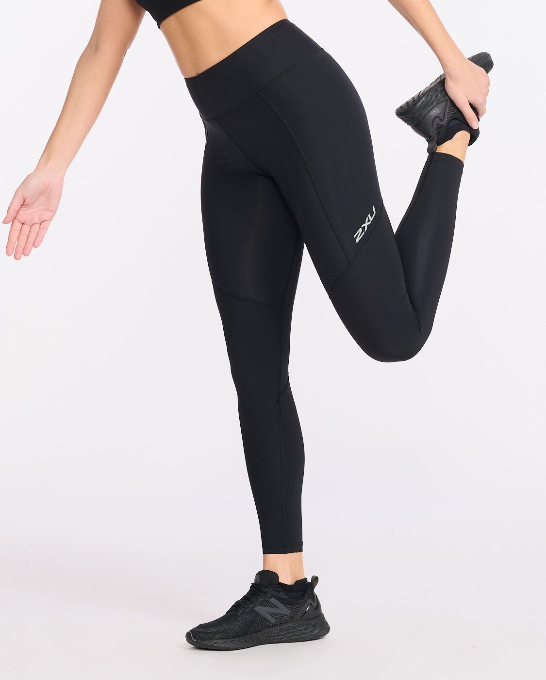 2XU South Africa - Womens Aero Vent Mid-Rise Compression Tights - Black/Silver Reflective