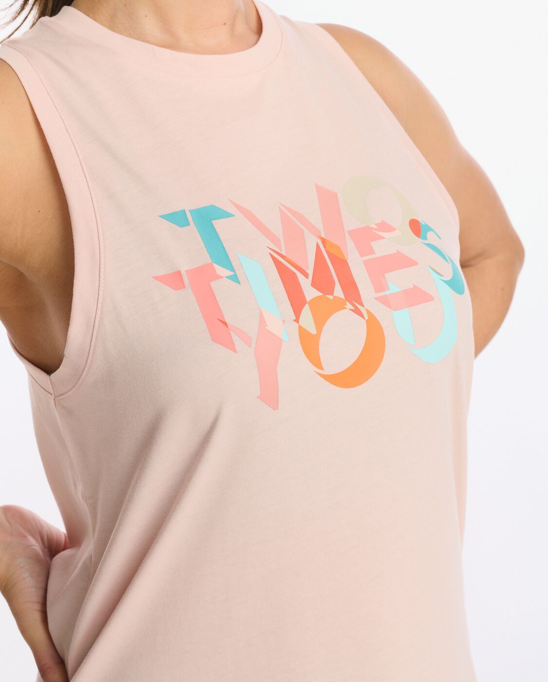 Womens Form Tank - Peach Whip