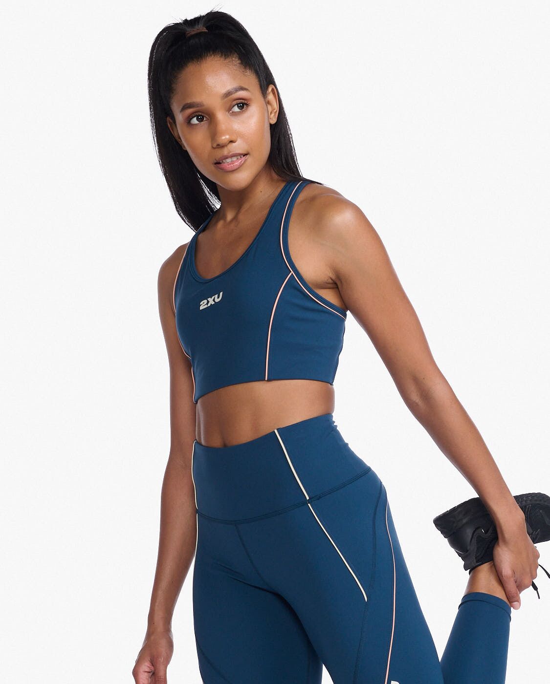 2XU South Africa - Womens Form Swift Crop - Moonlight/Off White