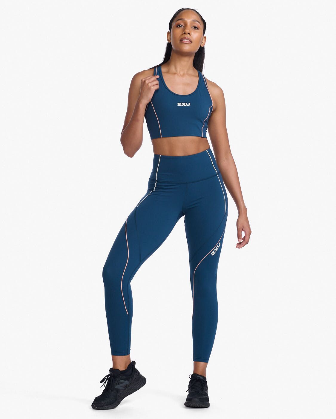 2XU South Africa - Womens Form Swift Crop - Moonlight/Off White