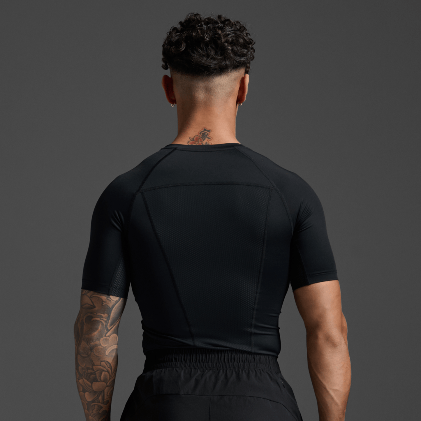 2XU South Africa - Men's Core Compression Short Sleeve - Black/Black