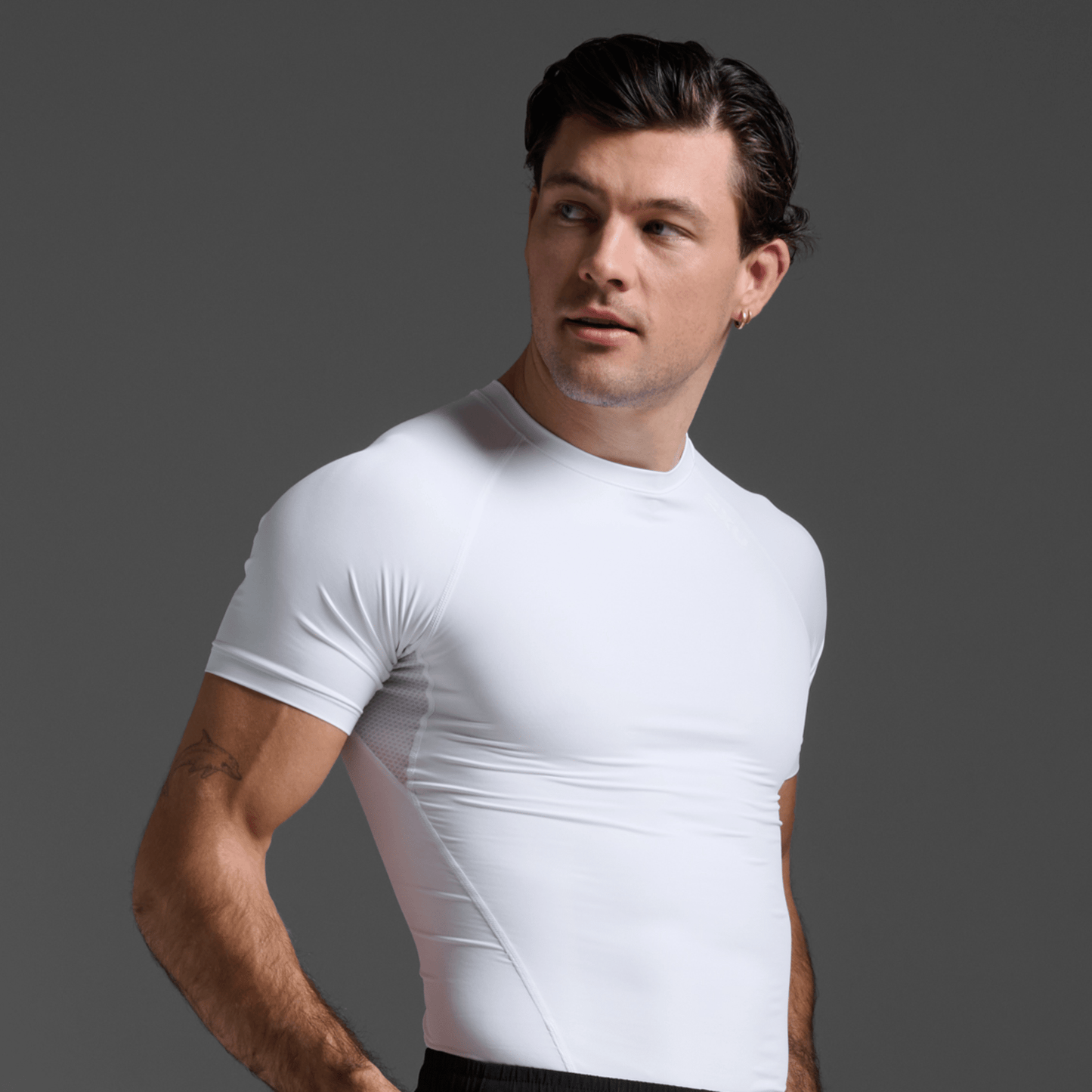 2XU South Africa - Men's Core Compression Short Sleeve - White/ White