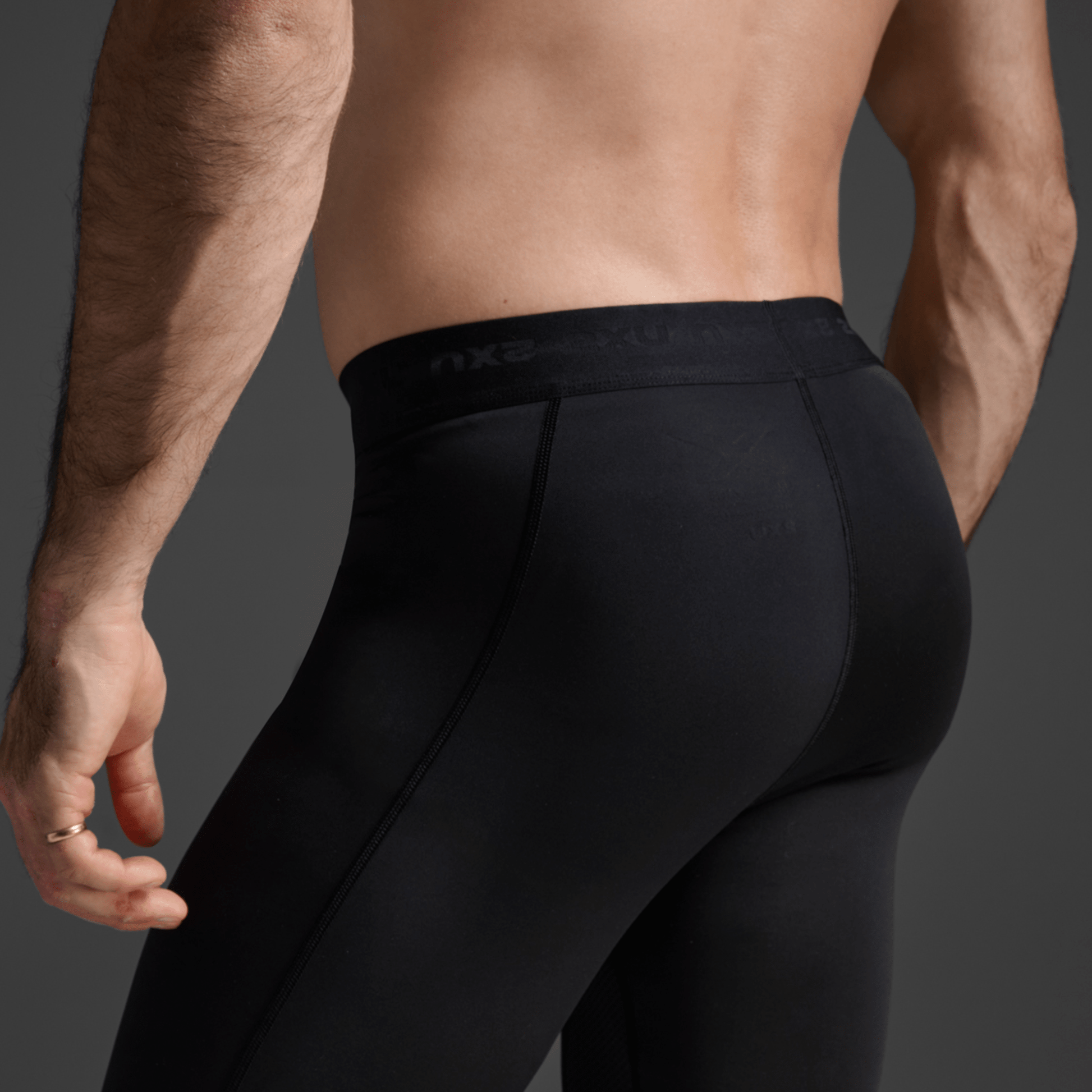 2XU South Africa - Men's Base Layer Compression Tight - Black/Nero