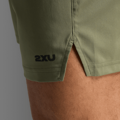 2XU South Africa - Men's Aero 7 Inch Shorts - Hunter/Black Reflective