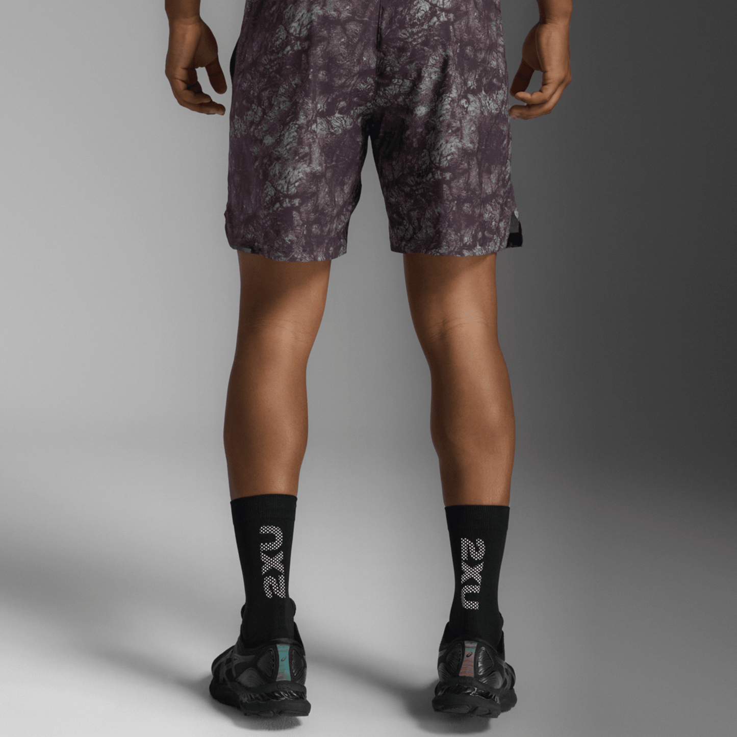 2XU South Africa - Men's Aero 7 Inch Shorts - Marble Acid/Black Reflective