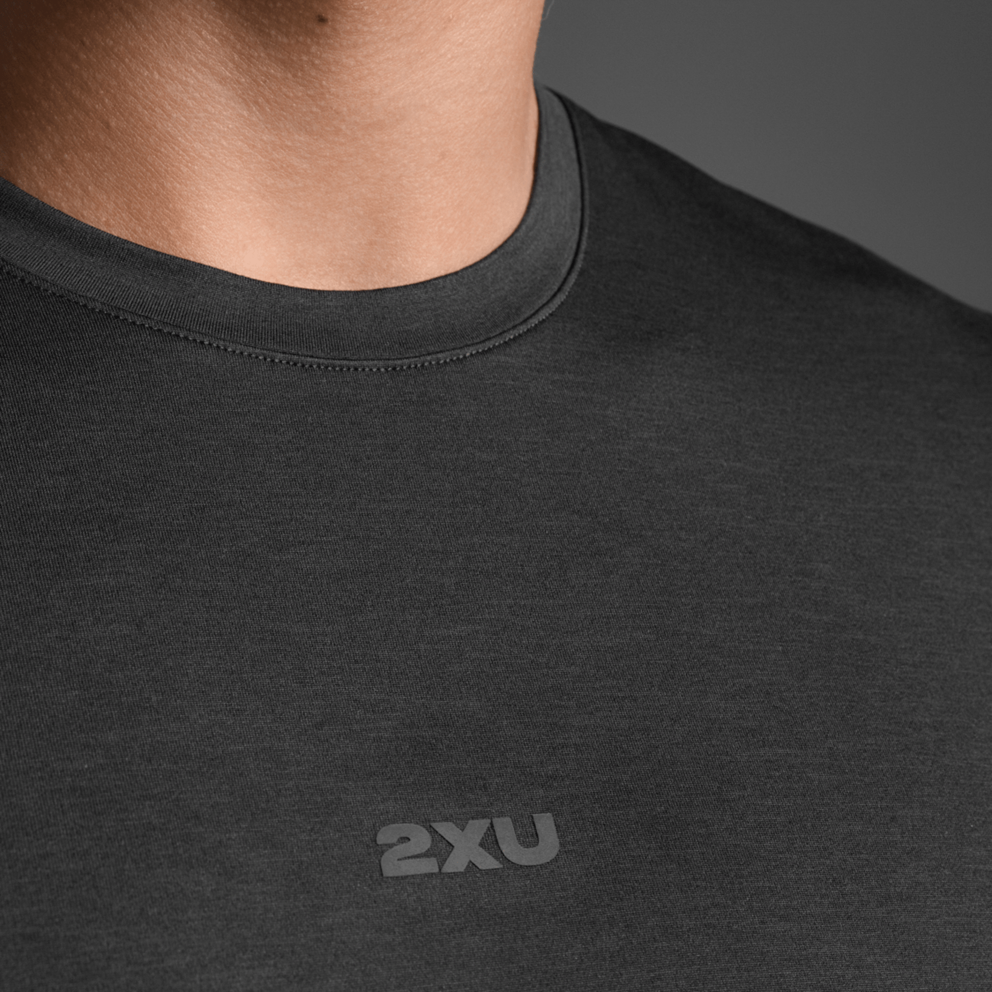 2XU South Africa - Men's Motion Soft Jersey Tee - BLK/BLK