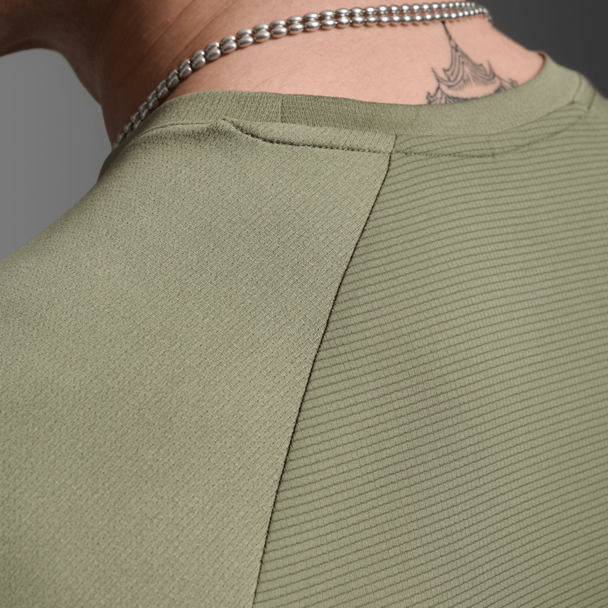 2XU South Africa - Men's Aero Mesh Tee - S