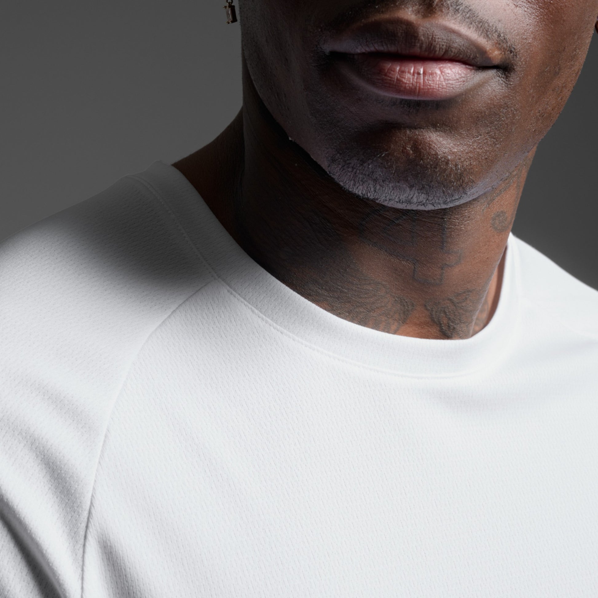 2XU South Africa - Men's Aero Mesh Tee - S