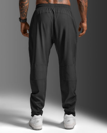 2XU South Africa - Men's Aero Woven Jogger - Black/Silver Reflective