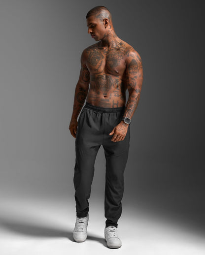 2XU South Africa - Men's Aero Woven Jogger - Black/Silver Reflective