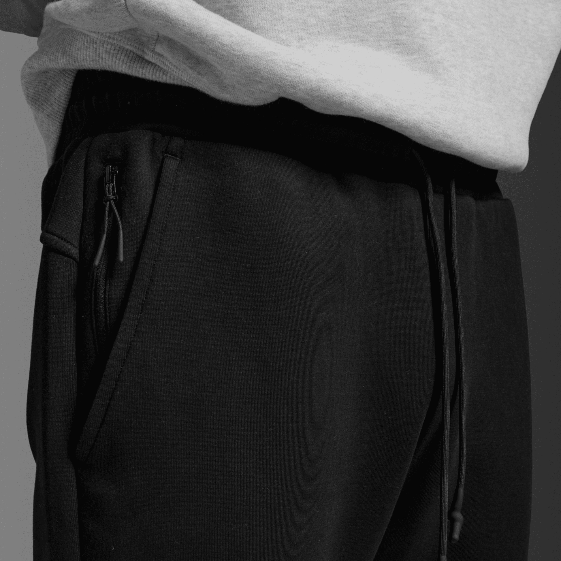 2XU South Africa - Commute Smooth Space Track Pants - S