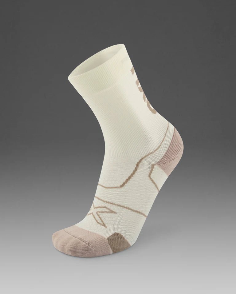 2XU South Africa - Vectr Cushion Crew Socks - Chalk/Mojave Desert