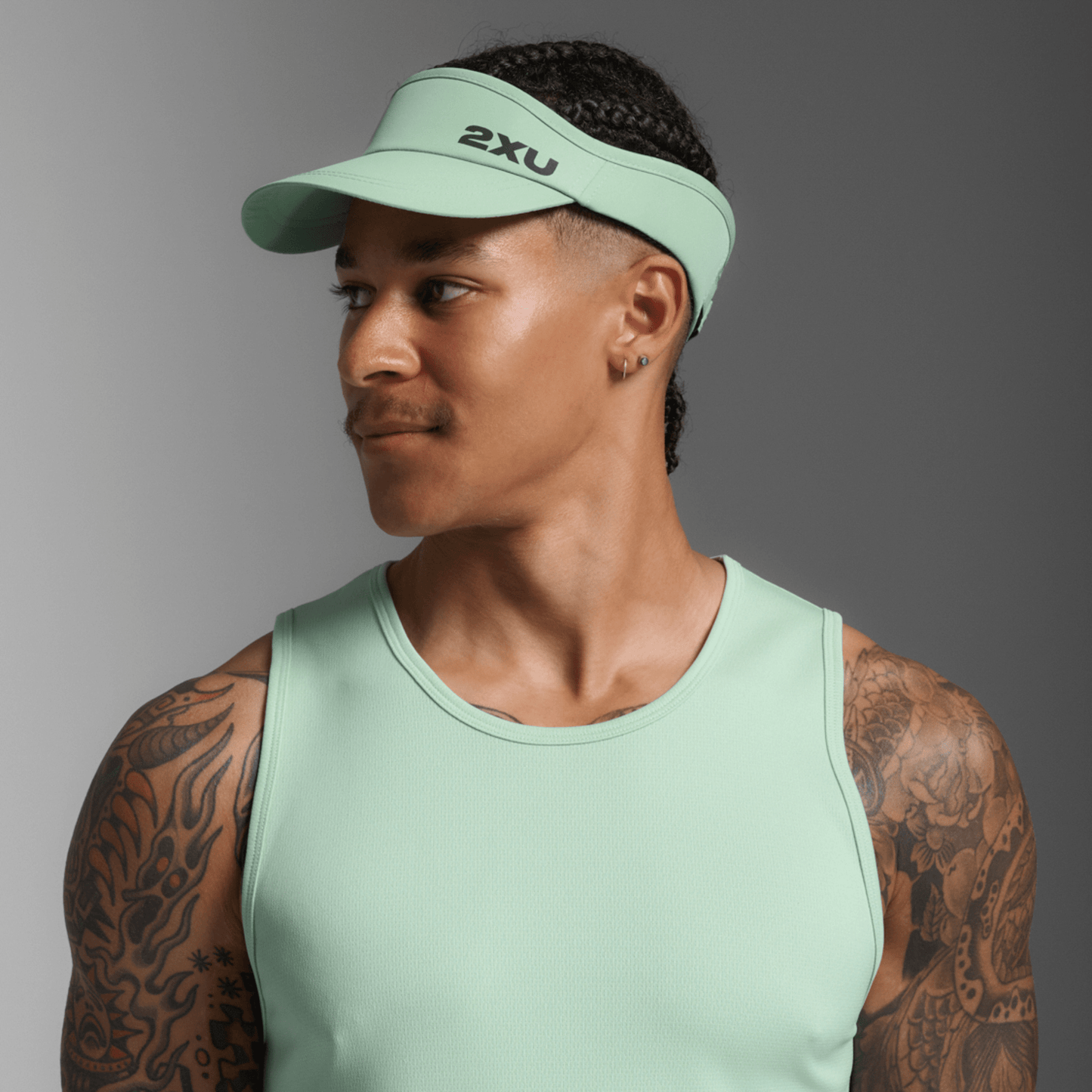 2XU South Africa - Run Visor - DGM/BLK