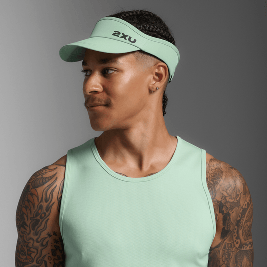 2XU South Africa - Run Visor - DGM/BLK