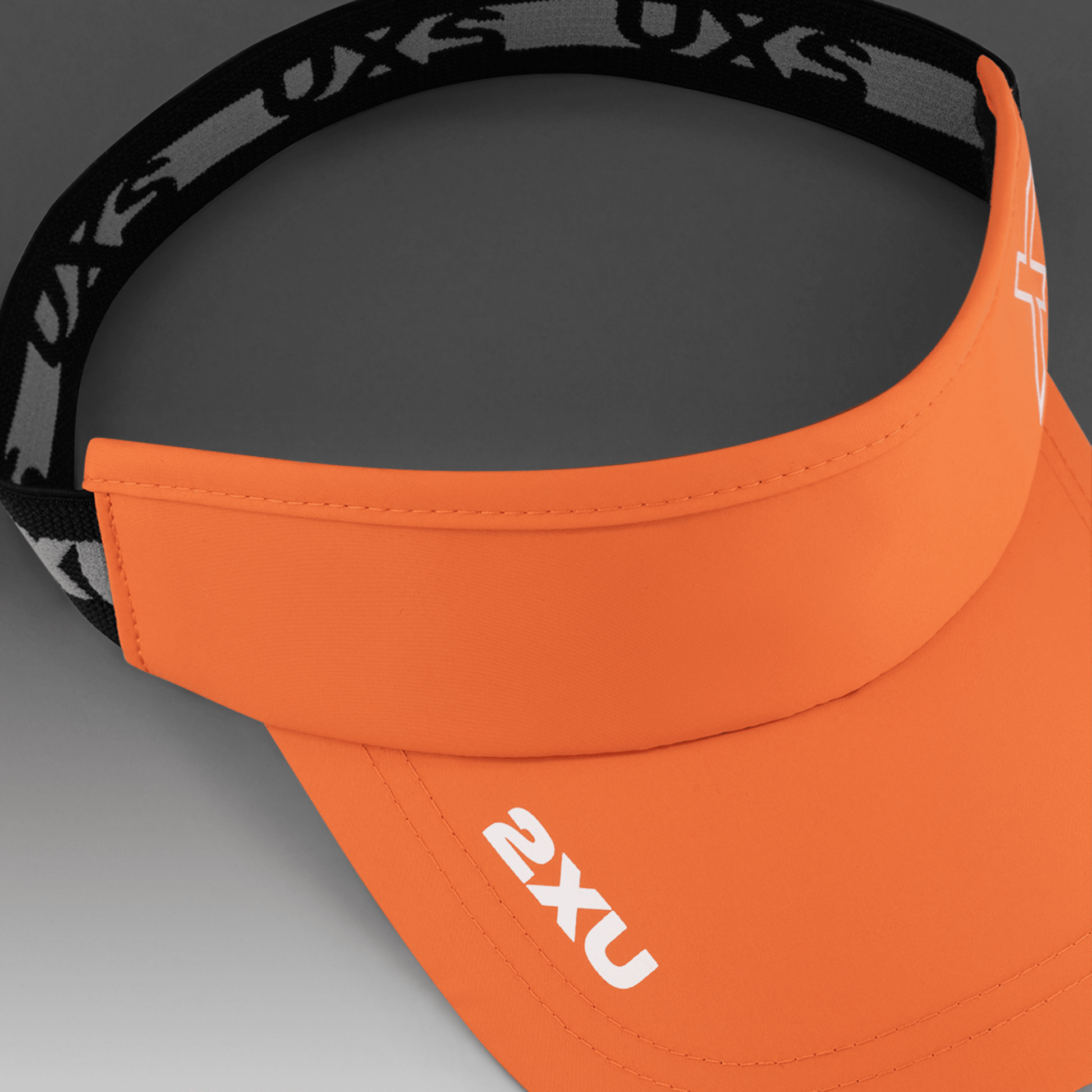 2XU South Africa - Performance Visor - EMB/WHT