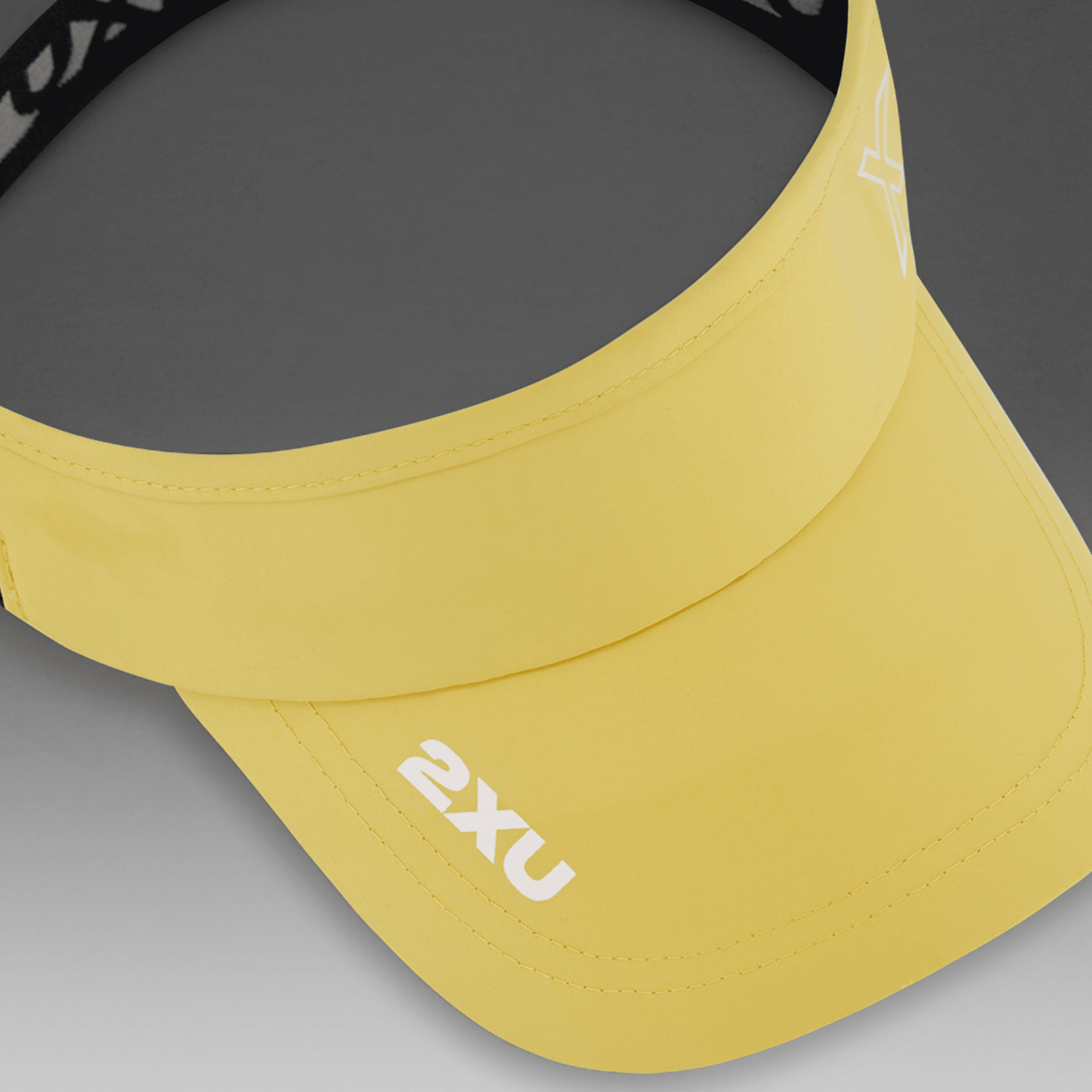 2XU South Africa - Performance Visor - PXL/WHT