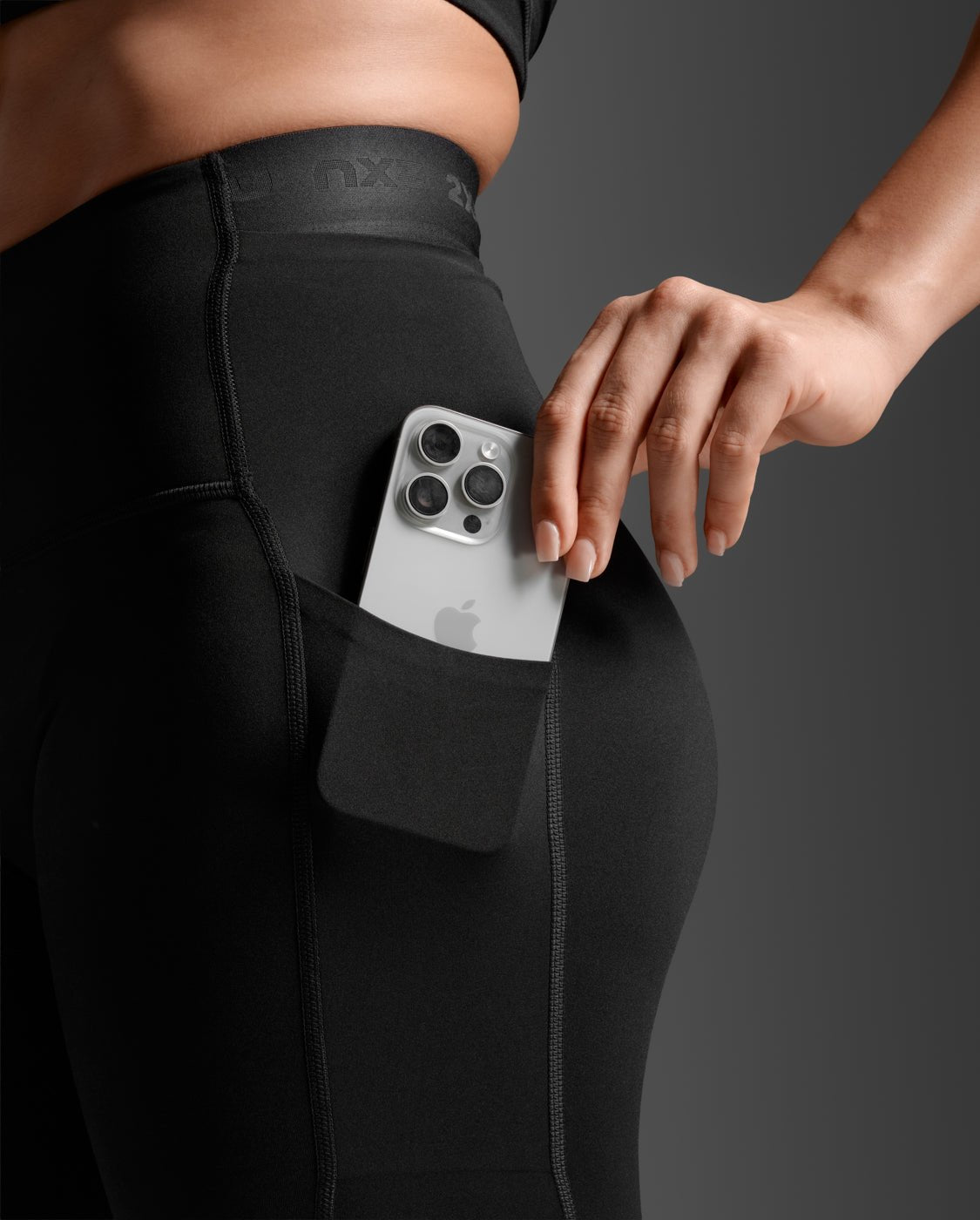 2XU South Africa - Women's Form Stash Hi - Rise Compression Tights - Black/No Logo