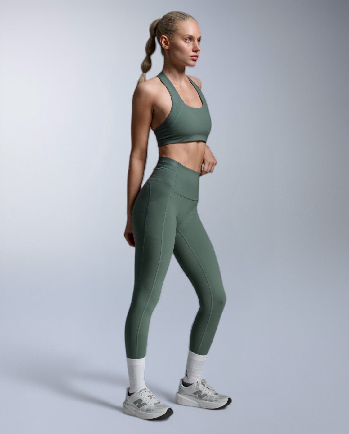 2XU South Africa - Women's Form Stash Hi-Rise Compression Tights - OLIVE LEAF/OLIVE LEAF