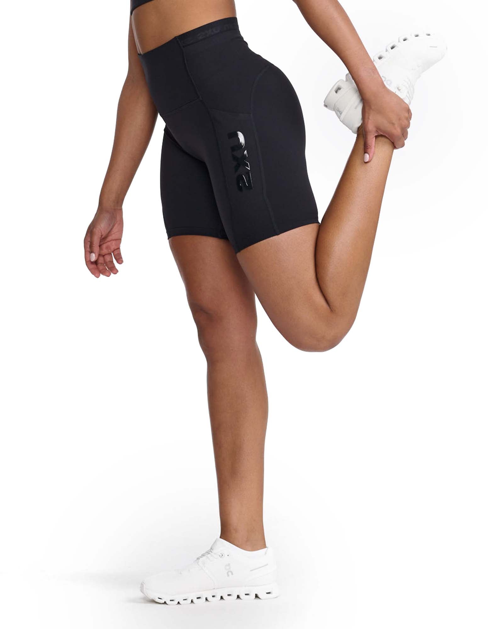 Seconde vie - Cuissard de vélo femme 2XU Form Stash Hi-Rise Seconde vie - Cuissard de vélo femme 2XU Form Stash Hi-Rise