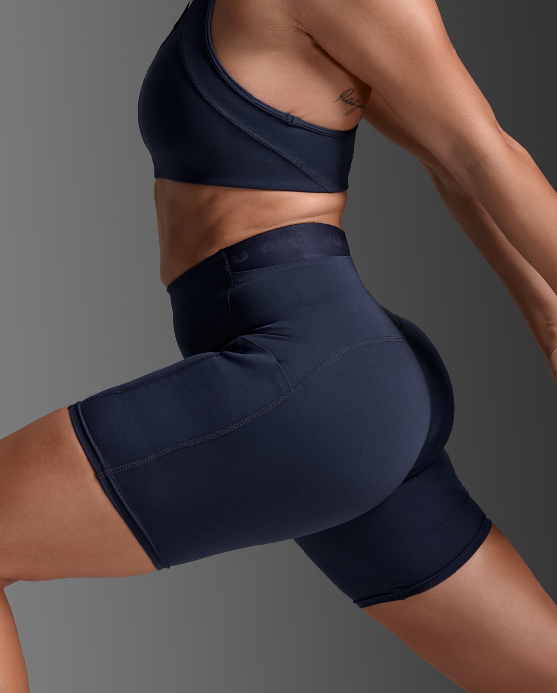 2XU South Africa - Women's Form Stash Hi - Rise Bike Shorts - Midnight/Midnight1