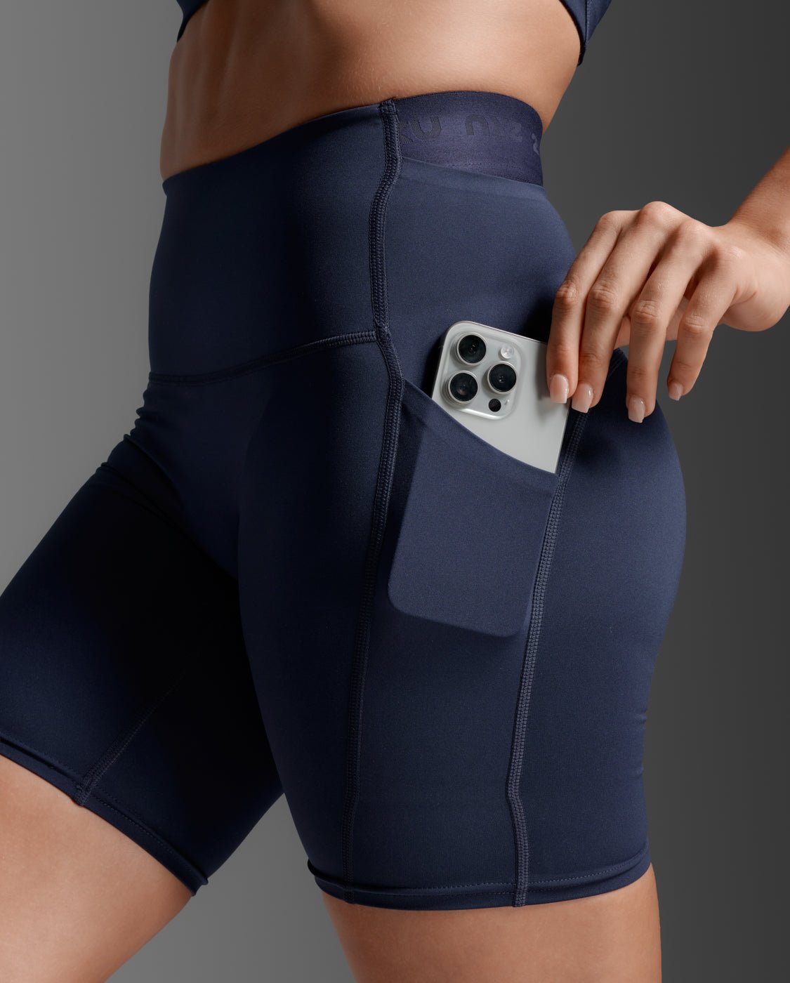 2XU South Africa - Women's Form Stash Hi - Rise Bike Shorts - Midnight/Midnight1