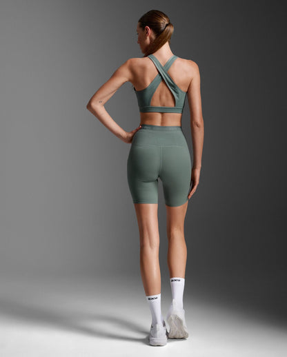 2XU South Africa - Women's Form Stash Hi-Rise Bike Shorts - Olive Leaf / Olive Leaf