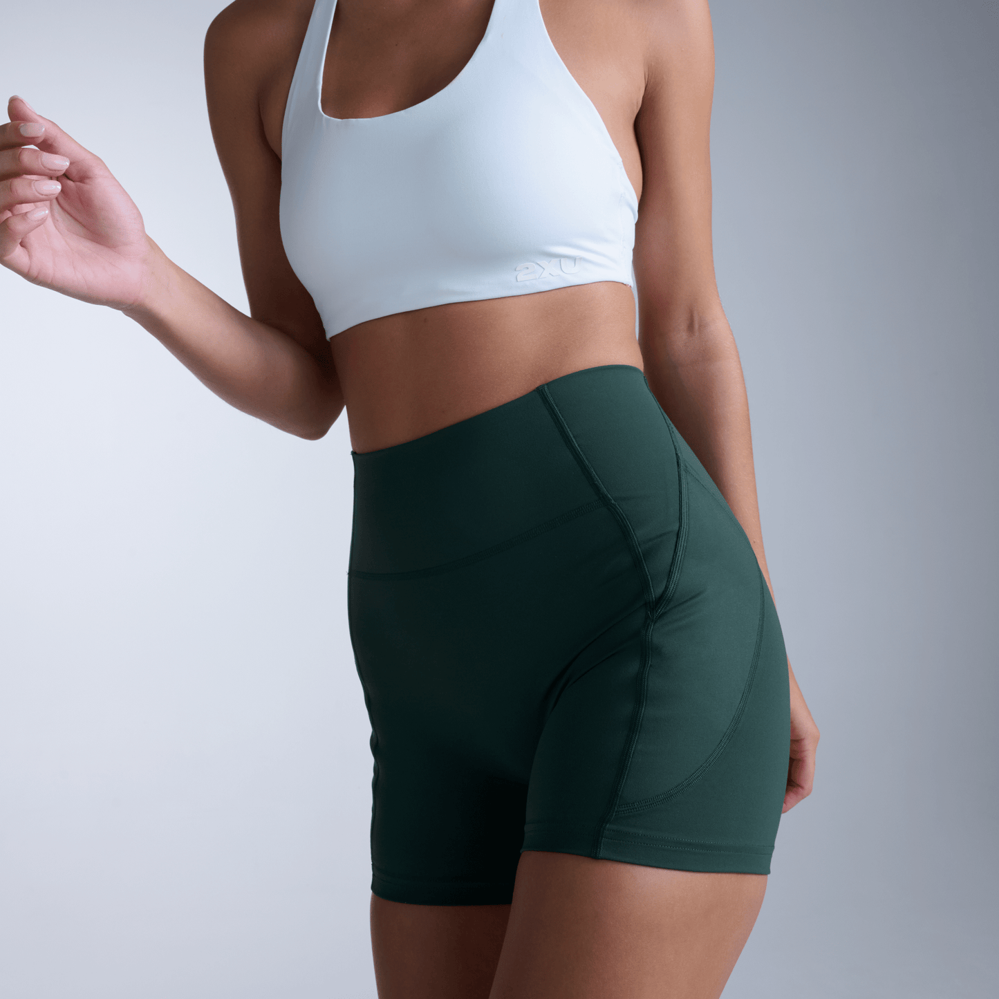 2XU South Africa - Women's Flex Hi - Rise 4in Compression Short - Ever Green / Ever Green