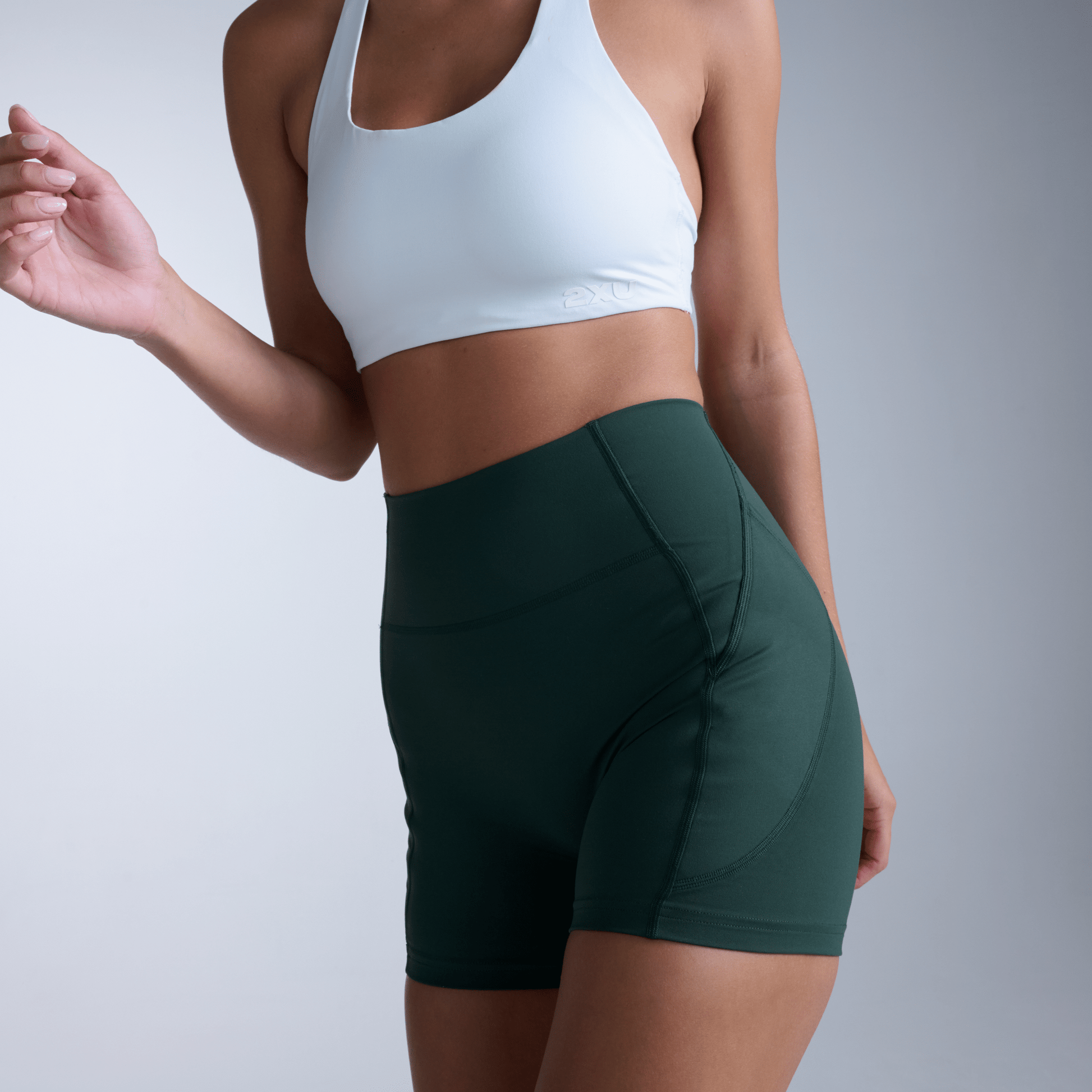 2XU South Africa - Women's Flex Hi - Rise 4in Compression Short - Ever Green / Ever Green