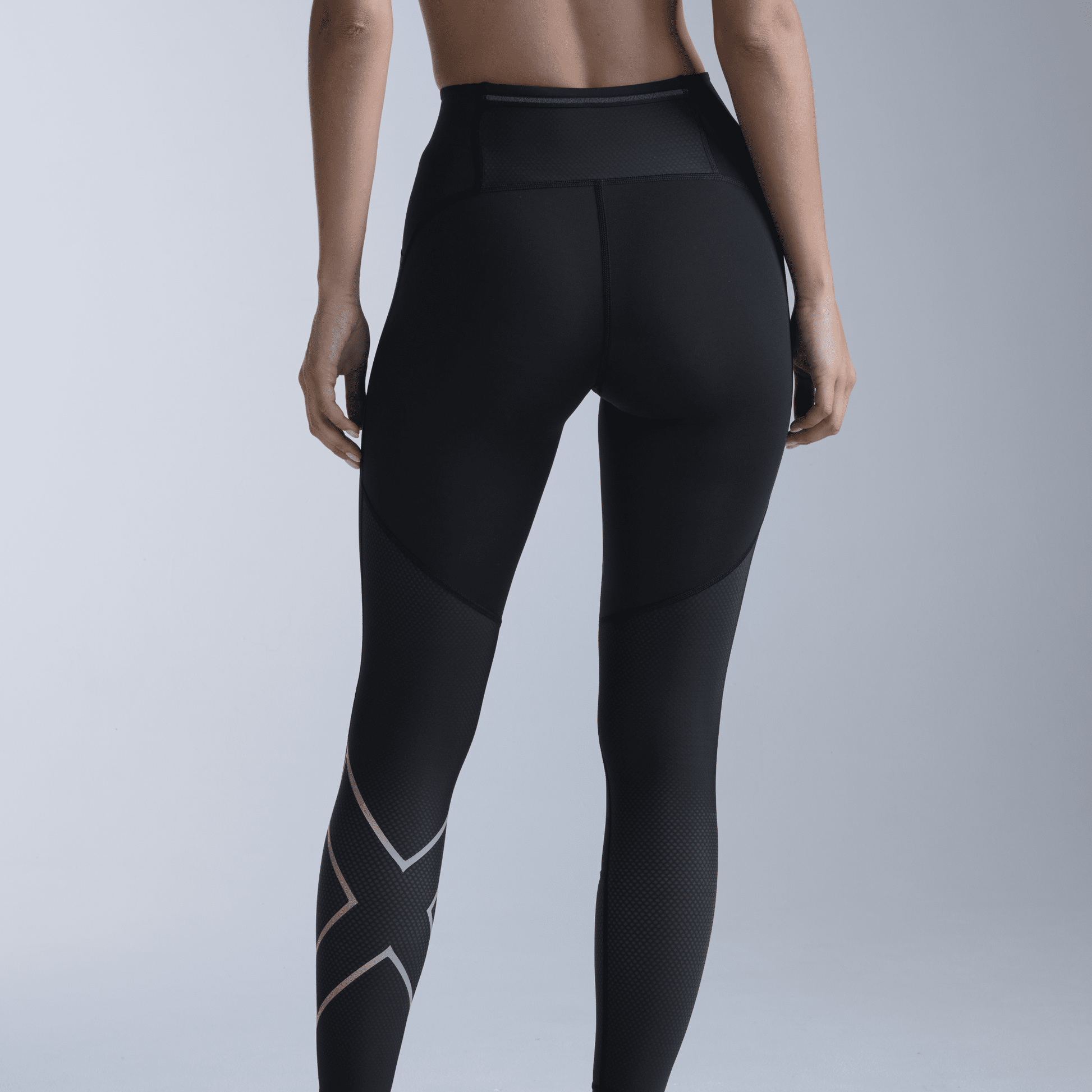 2XU South Africa - Women's Aero Mesh Hi - Rise Compression Tight - Black/Silver Reflective