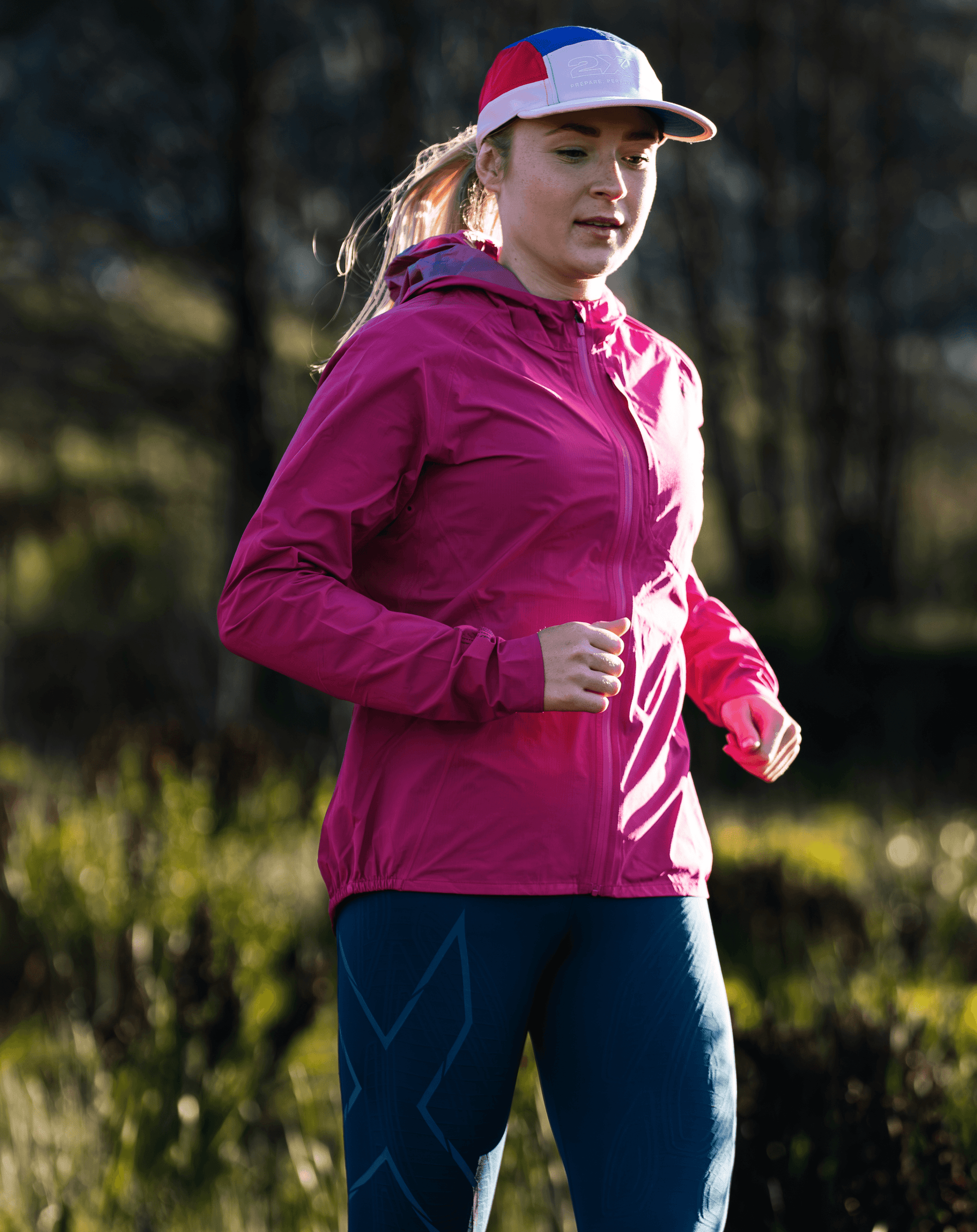 2xu waterproof top running jacket