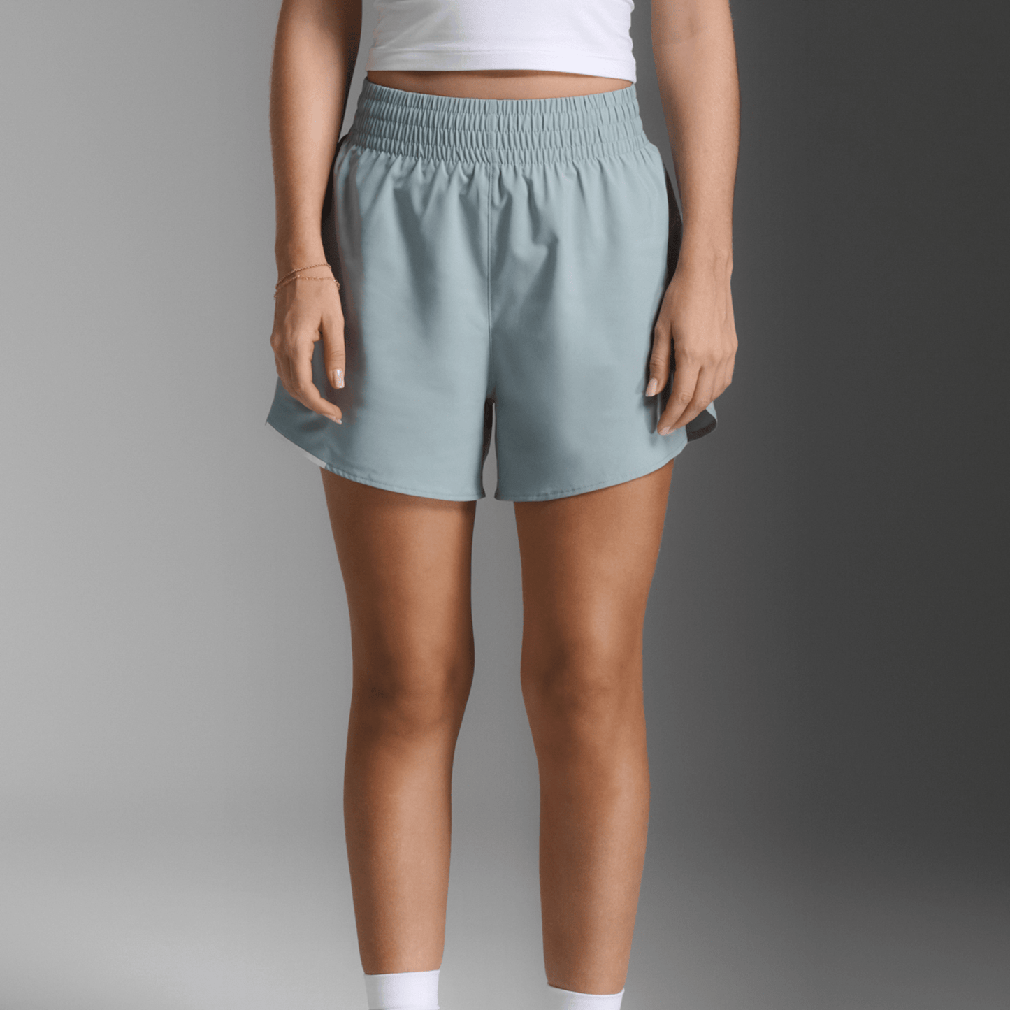 2XU South Africa - Women's Aero Hi - Rise 4 inch Shorts - Smoke Blue/White Reflective