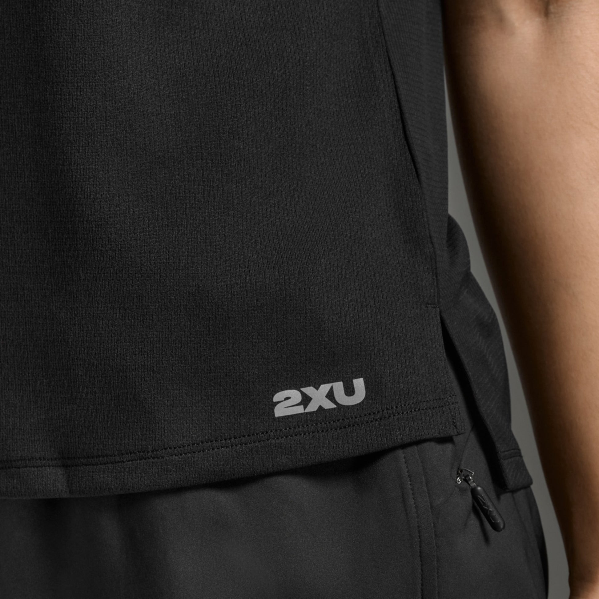 2XU South Africa - Women's Aero Mesh Tee - S