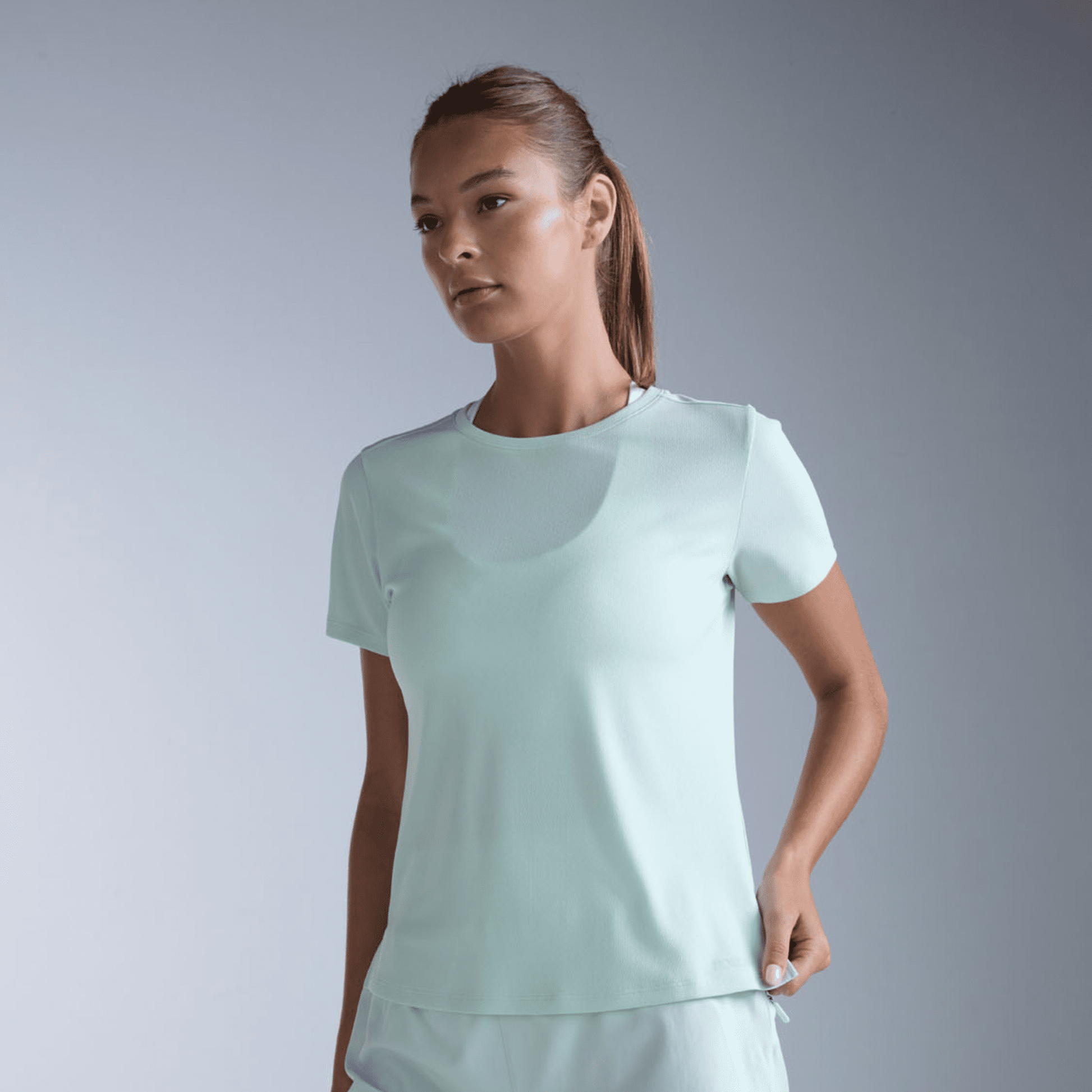 2XU South Africa - Women's Aero Mesh Tee - S