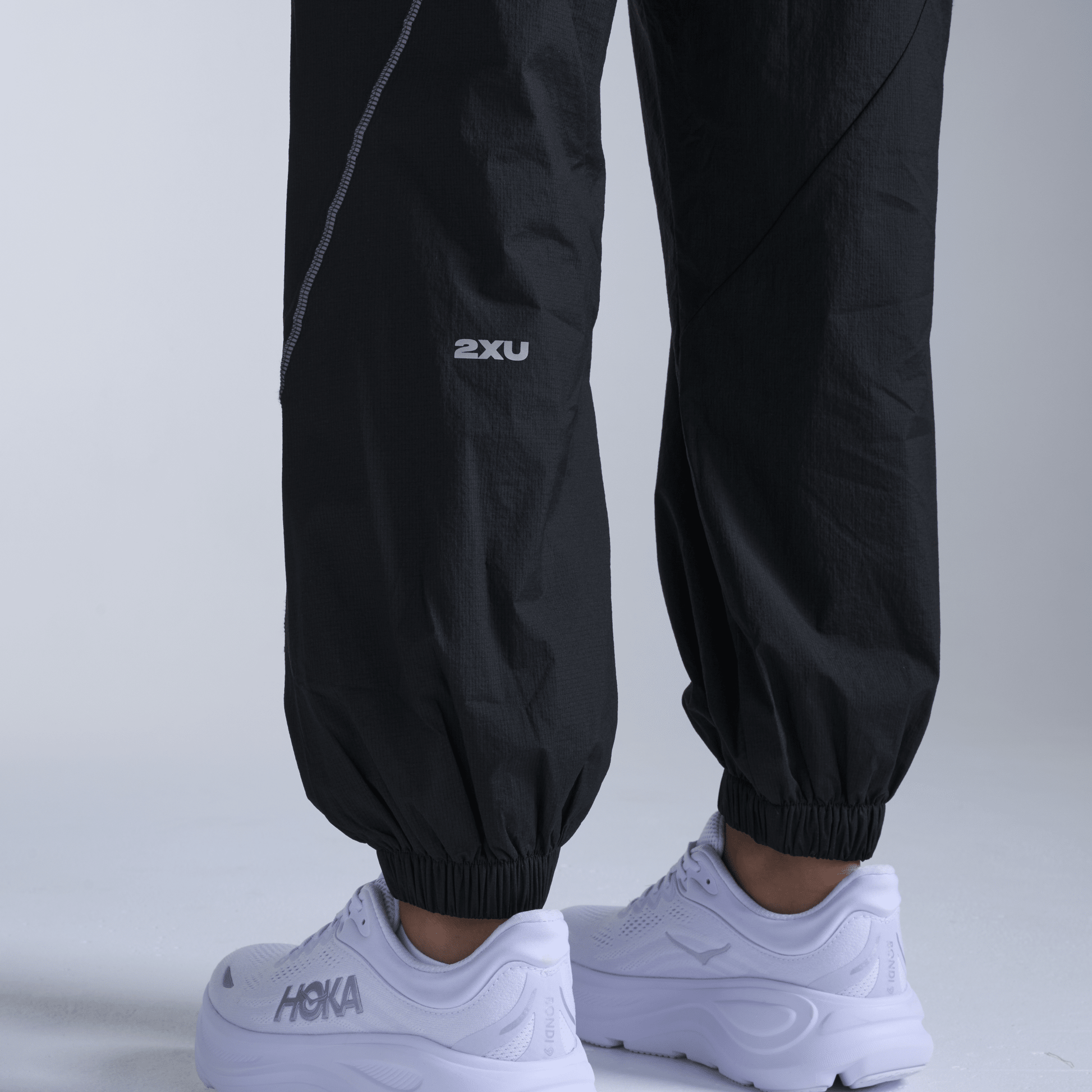 2XU South Africa - Women's Aero Oversize Jogger - Black/Silver Reflective