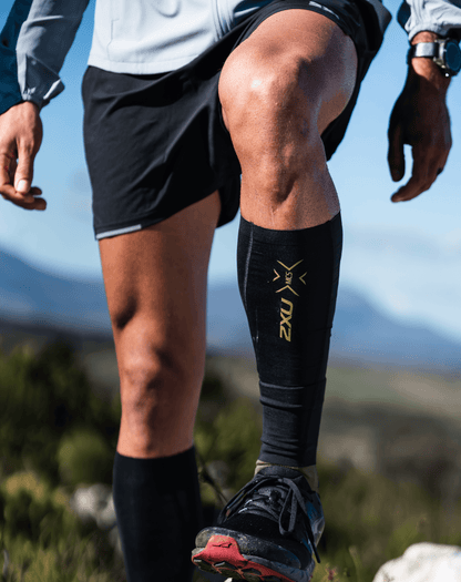 2XU South Africa - Light Speed Compression Calf Guards - Black/Gold