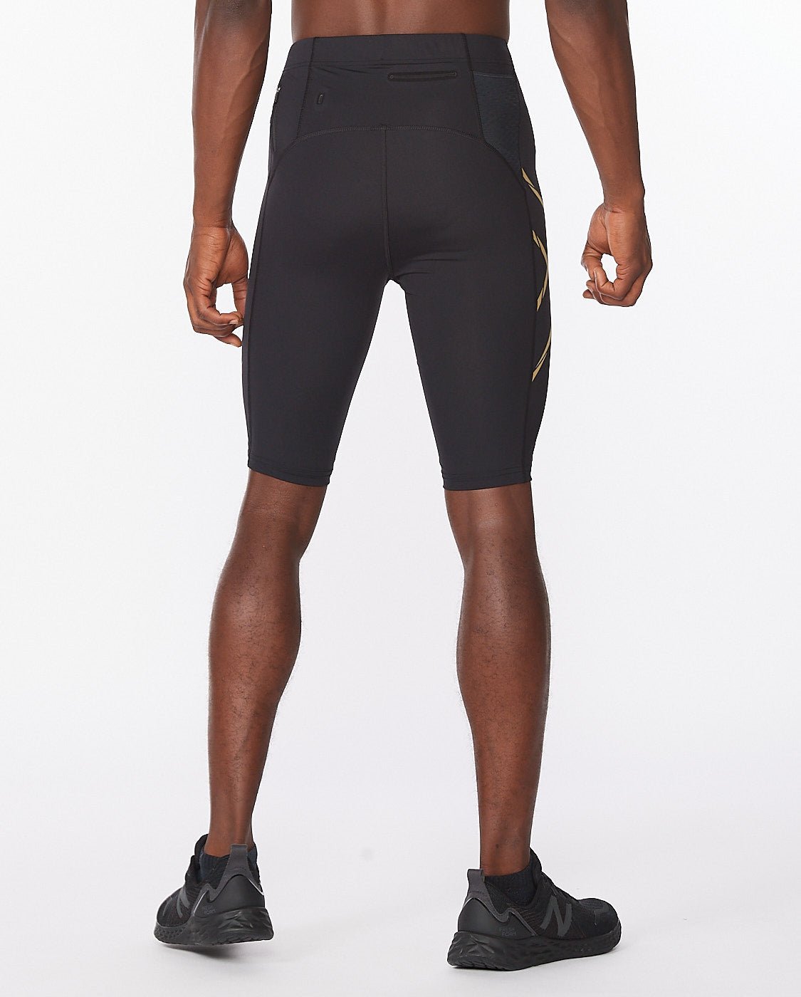 2XU South Africa - Men's Light Speed Compression Shorts - Black/Gold Reflective
