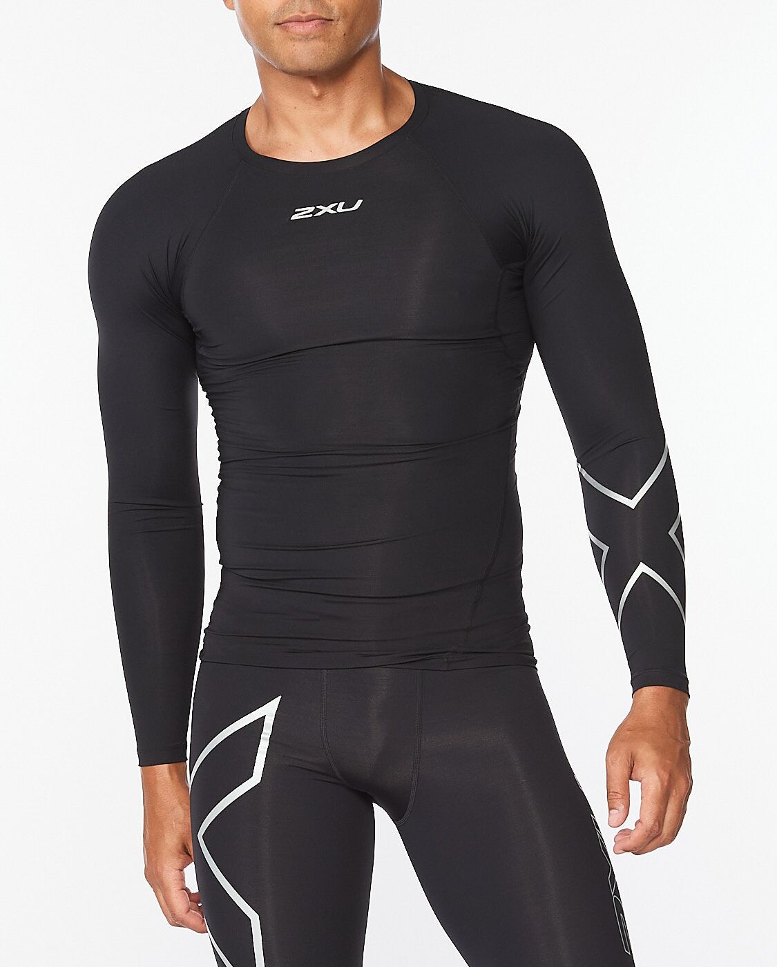 2XU South Africa - Men's Core Compression Long Sleeve - Black/Silver