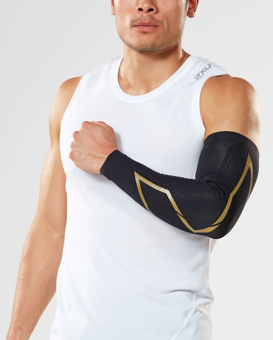 2XU South Africa - Force Compression Arm Guards - Black/Gold